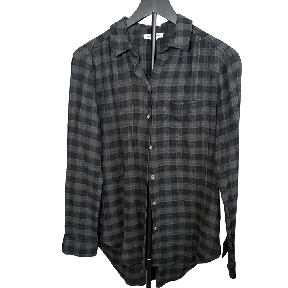 beachlunchlounge womens hunter green black buffalo check flannel shirt. Size S.